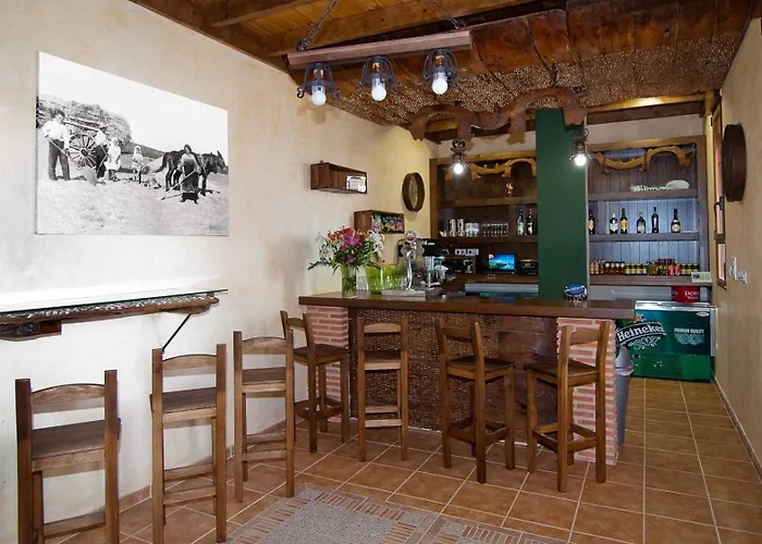 Santo Tomas De Canterbury * לאון